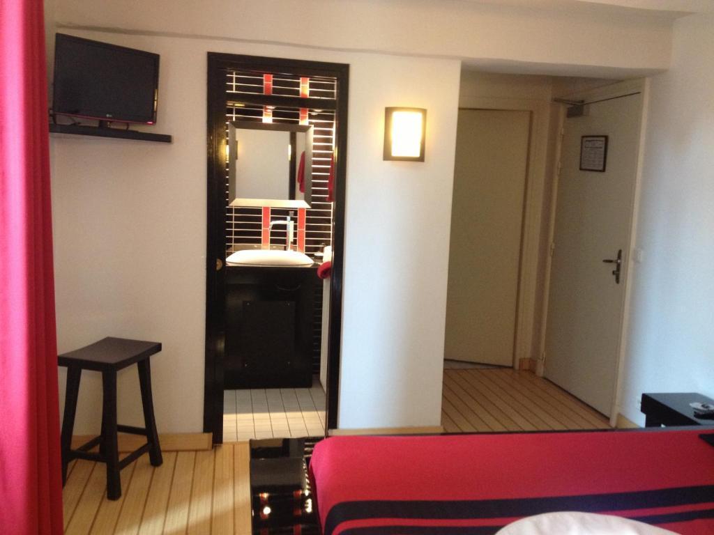 Hotel L'Astrolabe Oloron-Sainte-Marie Quarto foto